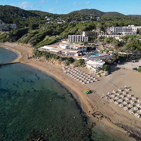 Invisa Hotel Club Cala Blanca Playa DPlaya Des Figueral Kültér fotó