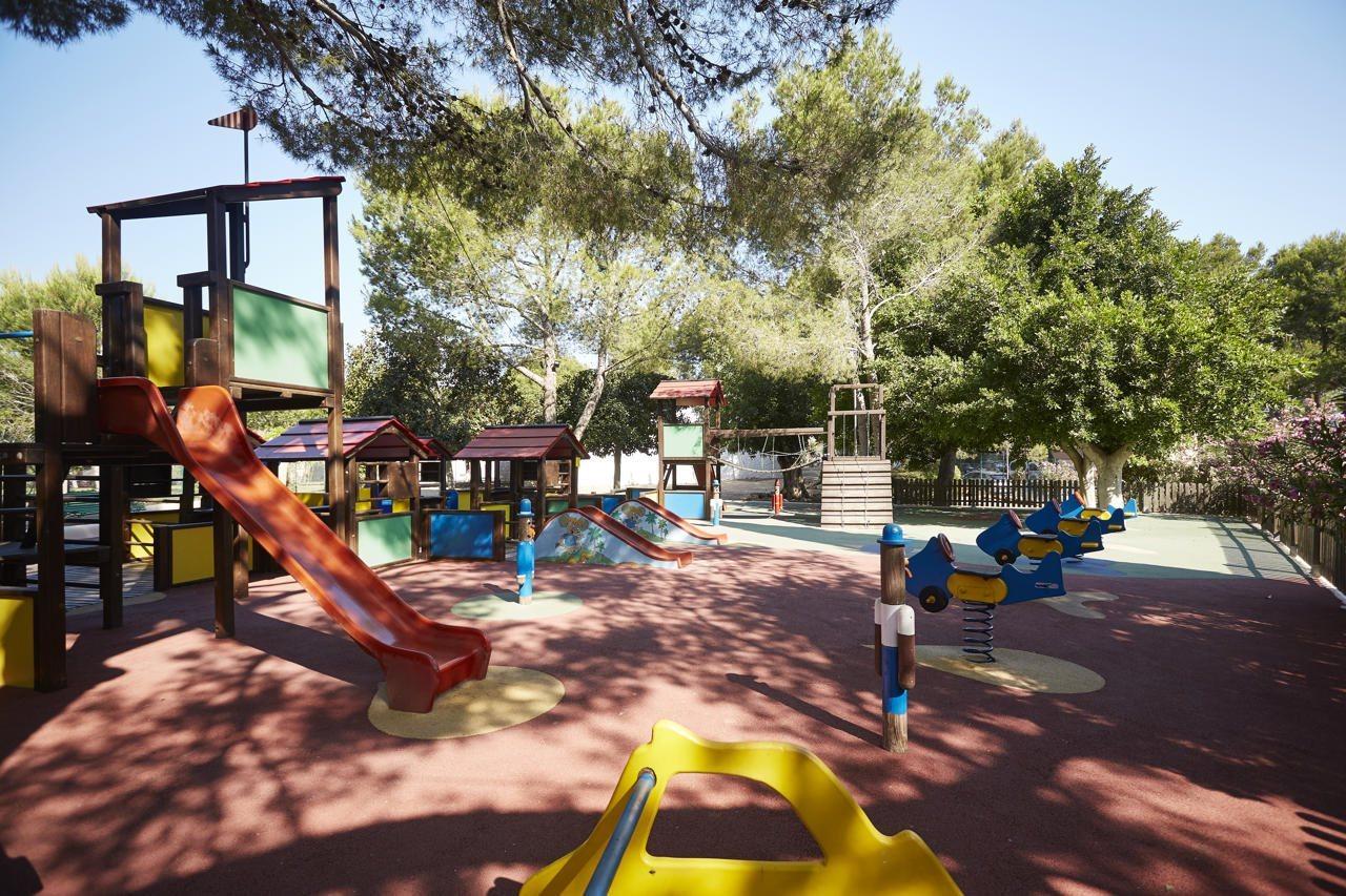 Invisa Hotel Club Cala Blanca Playa DPlaya Des Figueral Kültér fotó