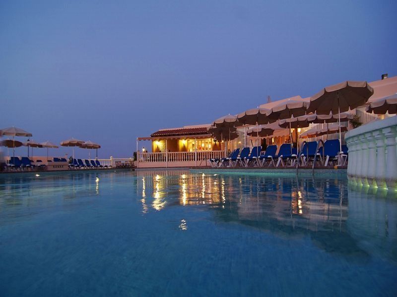 Invisa Hotel Club Cala Blanca Playa DPlaya Des Figueral Létesítmények fotó